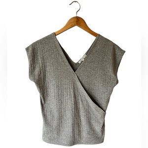 Anti star - Heathered Grey Crossover Front Sleeveless Top - Ladies Medium